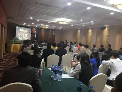 祝贺聚奔商学院【影响力演说智慧】成功举办
